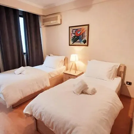 Apartment In Center Of